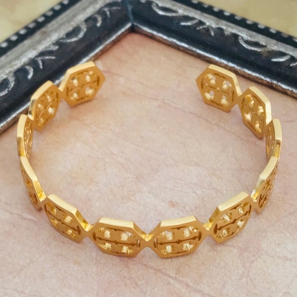 TORY BURCH 🆑 Authentic Designer Merchandise-Lowest Price-No Offers-Price Firm - Picture 3 of 11